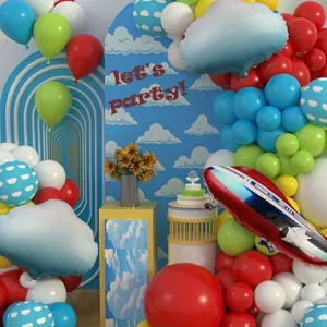 Kit guirlande ballon nuage avion rouge bleu deco fete anniversaire theme aviation.
