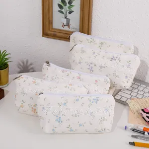 Astuccio Dolce in Stile Coreano con Motivo Floreale Grande Capacità Borsa per Cancelleria in Tela con Bordo in Pizzo Organizer per Scrivania per Studenti