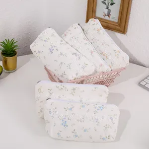 Astuccio floreale in stile coreano dolce, grande capacità fatto a mano borsa di cancelleria portatile.