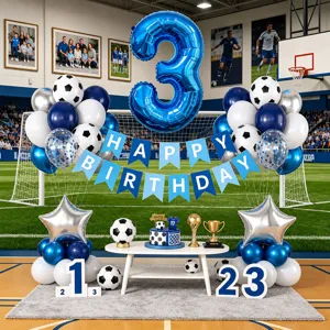 Set di palloncini per compleanno a tema calcio con palloncino numero 3 e festone per festa.