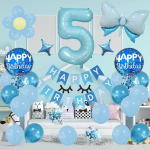 Set de globos de fiesta de cumpleaños azul con globo de número 5, pancarta y decoración infantil.