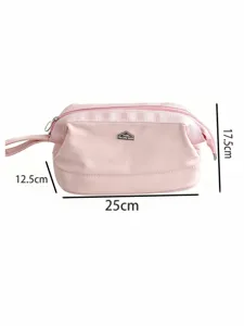 Große Kosmetiktasche in Rosa mit Metall-Logo und geräumigem Fach für Make-up-Produkte