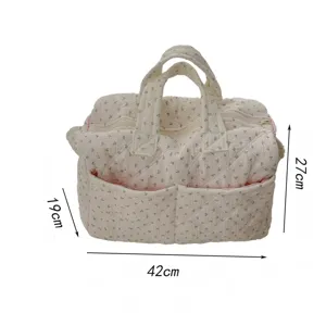 Floral quilted travel bag large capacity handbag Korean style casual commute tote bag.