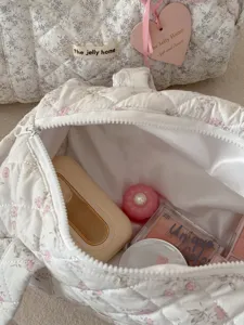 Borsa per trucco trapuntata floreale grande capacità elegante pochette da viaggio con zip.