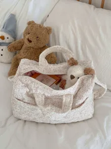 Quilted floral travel bag sweet ins aesthetic large capacity tote bag for women commute
