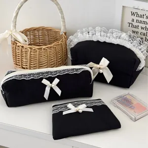 Bolsa de almacenamiento acolchada de encaje negro y estuche lindo con lazo para estudiantes.