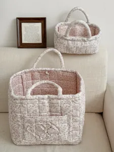 Gewatteerde corduroy bloemige opslag mand tote organizer voor huis en kamer decoratie.