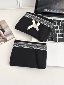 Bolso de almacenamiento acolchado de encaje negro, estuche portátil con lazo y perla chic.