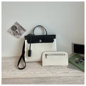Stijlvolle tweekleurige canvas handtas met clutch, ruime schoudertas voor dagelijks gebruik.