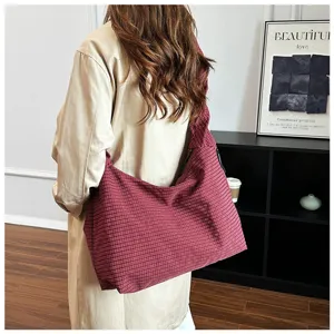 Borsa a tracolla morbida a quadri con pieghe, grande borsa casual da donna elegante.