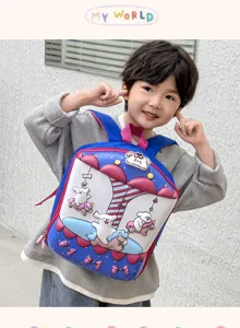Niedliches EVA Cartoon Kinder Rucksack Detail mit Karussell Design und 3D Figuren für Schule.