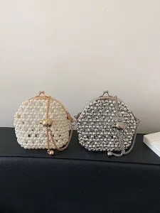 Bolso de Noche Hecho a Mano con Cuentas en Forma de Concha Bandolera Con Perlas Artificiales Strass Cadena Broche Metálico Mini Bolso para Mujeres Fiesta
