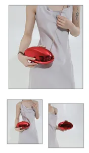 Borsa clutch ovale in acrilico rosso borsa da sera con catena borsa donna dettaglio