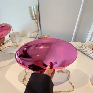 Borsa pocetta ovale in acrilico colore caramella catena borsa a tracolla sera