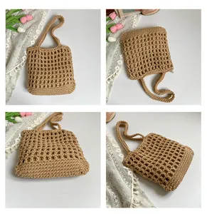 Vue détaillée du sac cabas fourre-tout en coton beige tissé ajouré, texture élégante.