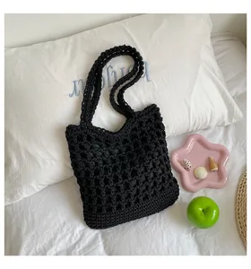 Sac cabas en coton crocheté noir pour femme, sac d'épaule ajouré pour les vacances d'été.