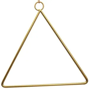 Goldener geometrischer Metallring fuer DIY Blumenkranz und Wanddekoration zum Aufhaengen