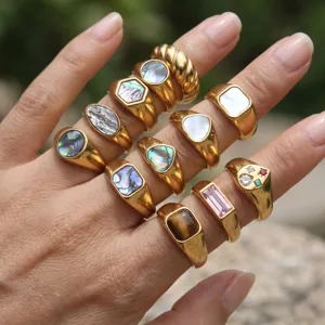 Set de anillos chapados en oro geometricos nacre concha abulon joyas de mujer