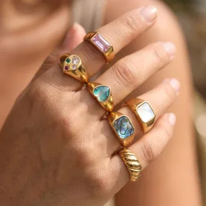 Conjunto de anillos gruesos chapados en oro con piedras preciosas para mujer joyería moda