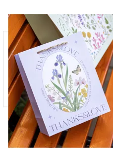 Blumen Papiertragetasche im frischen literarischen Stil als Geschenktüte für Geburtstag und Party.