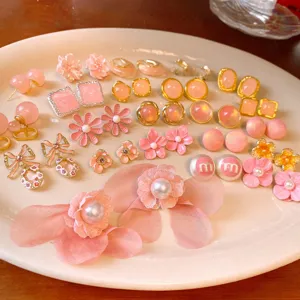Sweet pink pearl flower letter earrings set, trendy chic minimalist aesthetic jewelry for women.