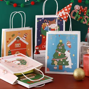 Süße Weihnachtstüten aus Papier mit Cartoon Design für Feiertag Party Geschenke Verpackung