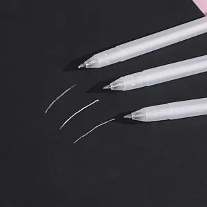 White highlight gel pen for school and office use, smooth writing and quick-drying detail.