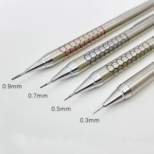 Hochwertiger Ganzmetall Druckbleistift aus Edelstahl für präzises technisches Zeichnen.