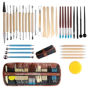 Ensemble d'outils de sculpture argile 36 pièces avec couteaux en bois et trousse de rangement.