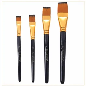 Lot de 4 pinceaux plats avec manches noirs et poils dorés, parfaits pour l'art et l'aquarelle.