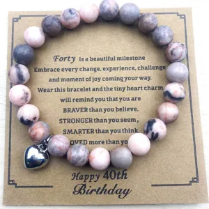 Pulsera de cuentas de jaspe cebra rosa con dije de corazón y tarjeta de 40 cumpleaños.