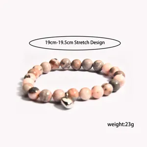 Pulsera elastica de cuentas de jaspe rosa con dije de corazon plateado regalo mujer.