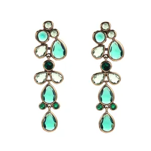 Vintage long drop earrings with green rhinestones, antique gold alloy chic jewelry for women.
