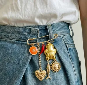 European style funny alloy brooch with orange chili frog and heart pendants for women.