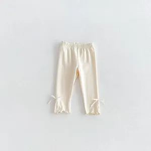 Schattig baby meisje kant trim strik leggings detail, zachte elastische taille broek.