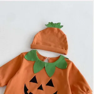 Cute Halloween baby pumpkin romper and hat set, long sleeve crawler clothing for infants.
