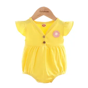 Mameluco de verano de algodón amarillo para niña de manga corta con linda decoración de margarita 66