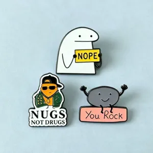 Leuke emaille speldjes set met NOPE, NUGS NOT DRUGS en You Rock grappige cartoon badge accessoires.