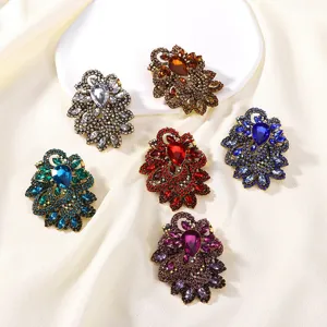 Vintage crystal rhinestone brooch pin elegant coat suit accessories multi-color fashion