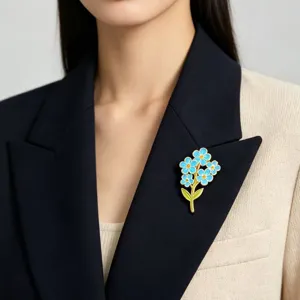 Blauwe bloem emaille broche metaal reversspeld plant kleding accessoire mode detail