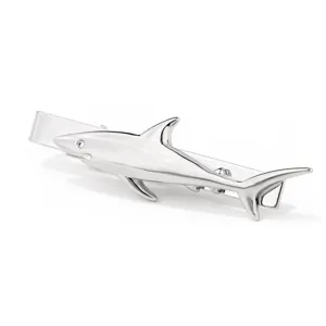 Pince à cravate requin argentée pour homme, accessoire de chemise d'affaires en métal.