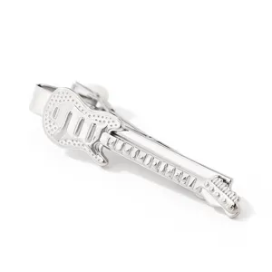 Pince à cravate guitare électrique argentée pour homme, élégant accessoire en métal pour costume.