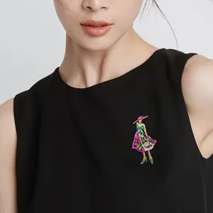 Elegante spilla da donna con strass, accessorio moda alla moda per abbigliamento vista principale.