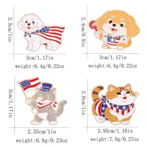 Detailansicht patriotischer Tier-Emaillestifte mit US-Flaggen-Design und genauen Maßangaben.