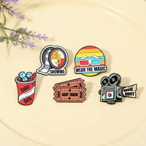 Leuke bioscoop thema geemailleerde broche set, filmavond speld badge voor rugzak decoratie.