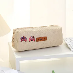 Canvas etui met unieke anatomische longprint en een stijlvol basic label voor scholieren.