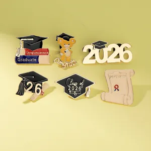 2026 Abschluss Emaille Pin Set Niedlicher Bär Kappe Brosche Abzeichen Geschenk Top