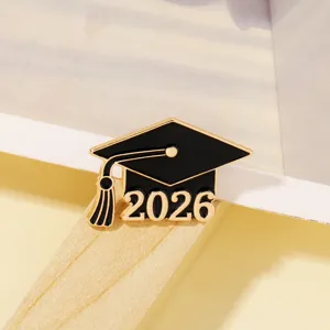 Doktorhut Brosche 2026 Emaillierte Nadel Schwarz Gold Studenten Geschenk Andenken
