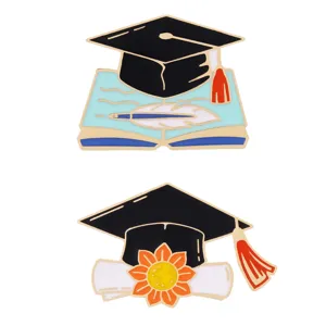 Abschlusskappe Metall Brosche Abzeichen Set, kreatives Geschenk für Studenten und Rucksäcke.