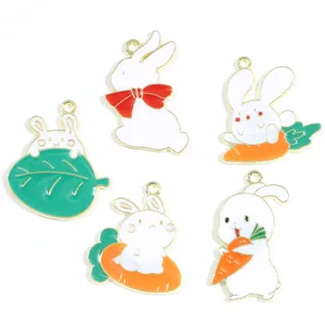 5pcs conejo de dibujos animados aleación dijes colgantes para collar llavero joyería diy